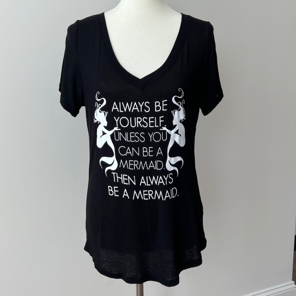 Bird & Vine Los Angeles Size Small Shot Sleeve T-Shirt Deep V-Neck Mermaid